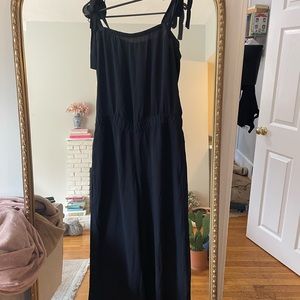 Navy Theory Capri jumpsuit.